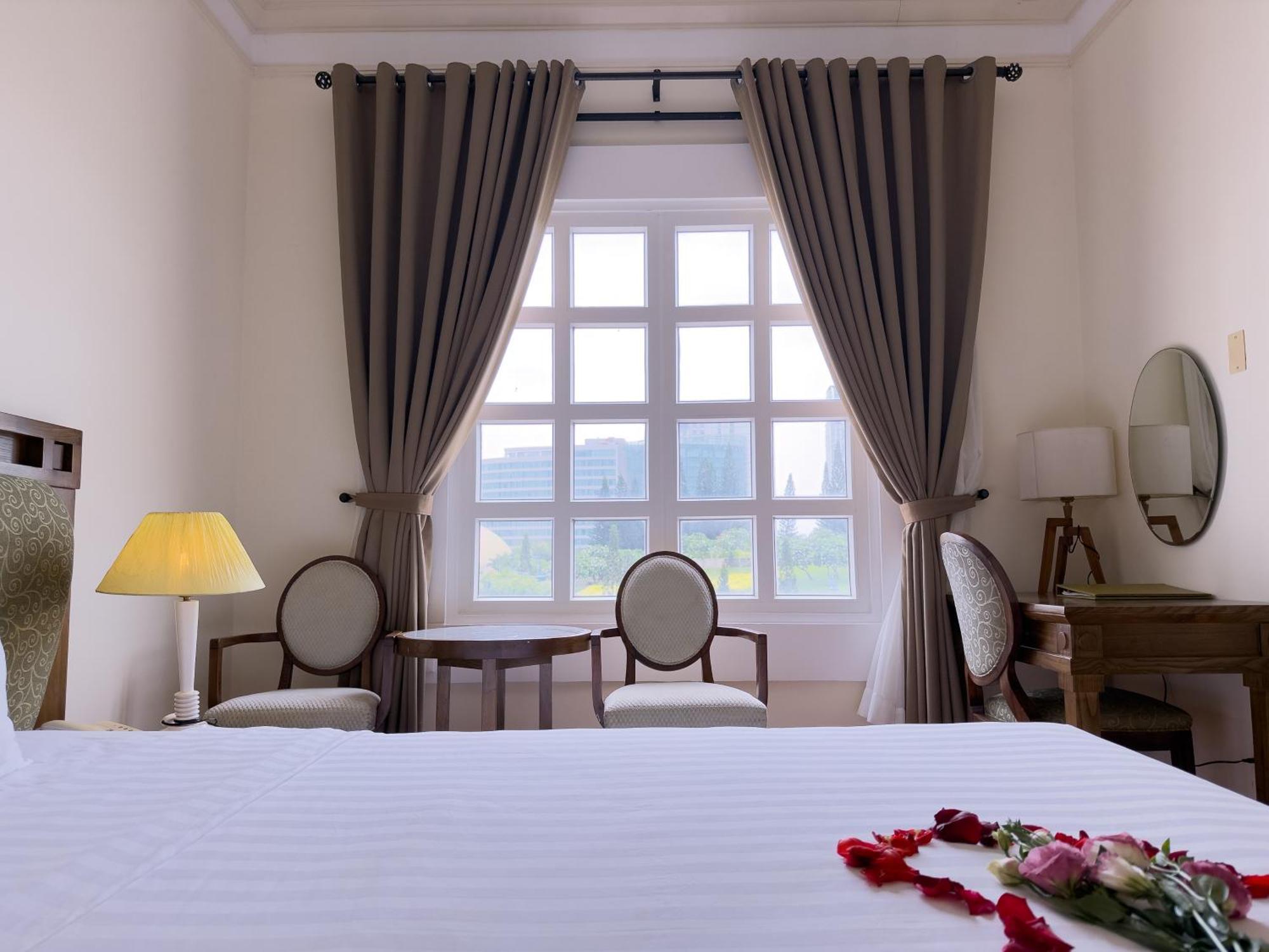 Phoenix Hotel Вунгтау Экстерьер фото