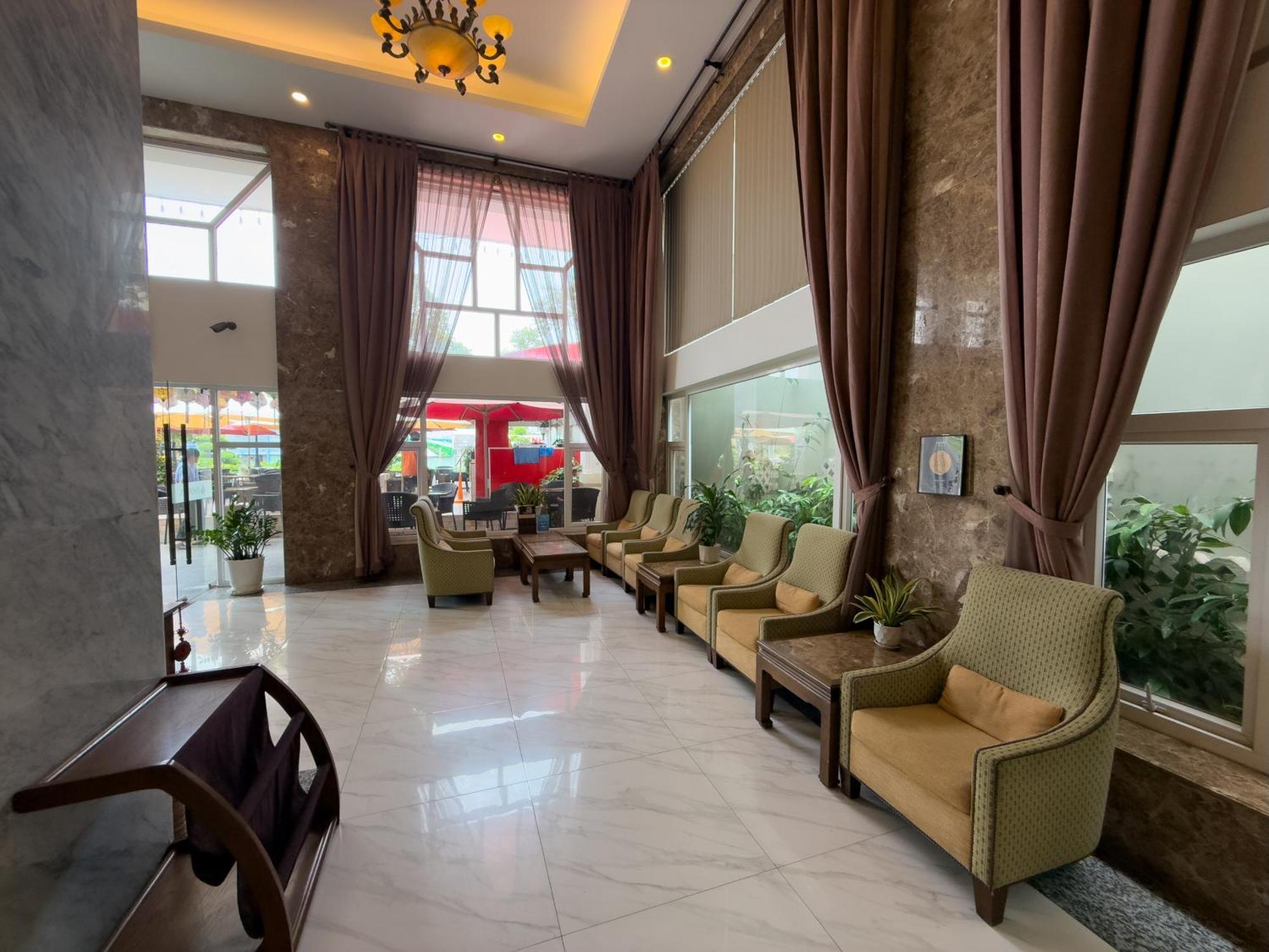 Phoenix Hotel Вунгтау Экстерьер фото
