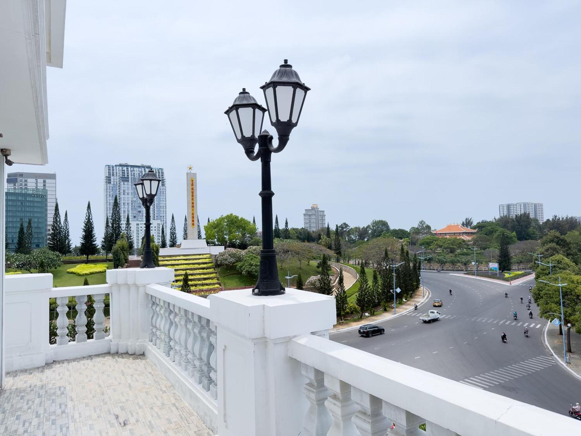 Phoenix Hotel Вунгтау Экстерьер фото