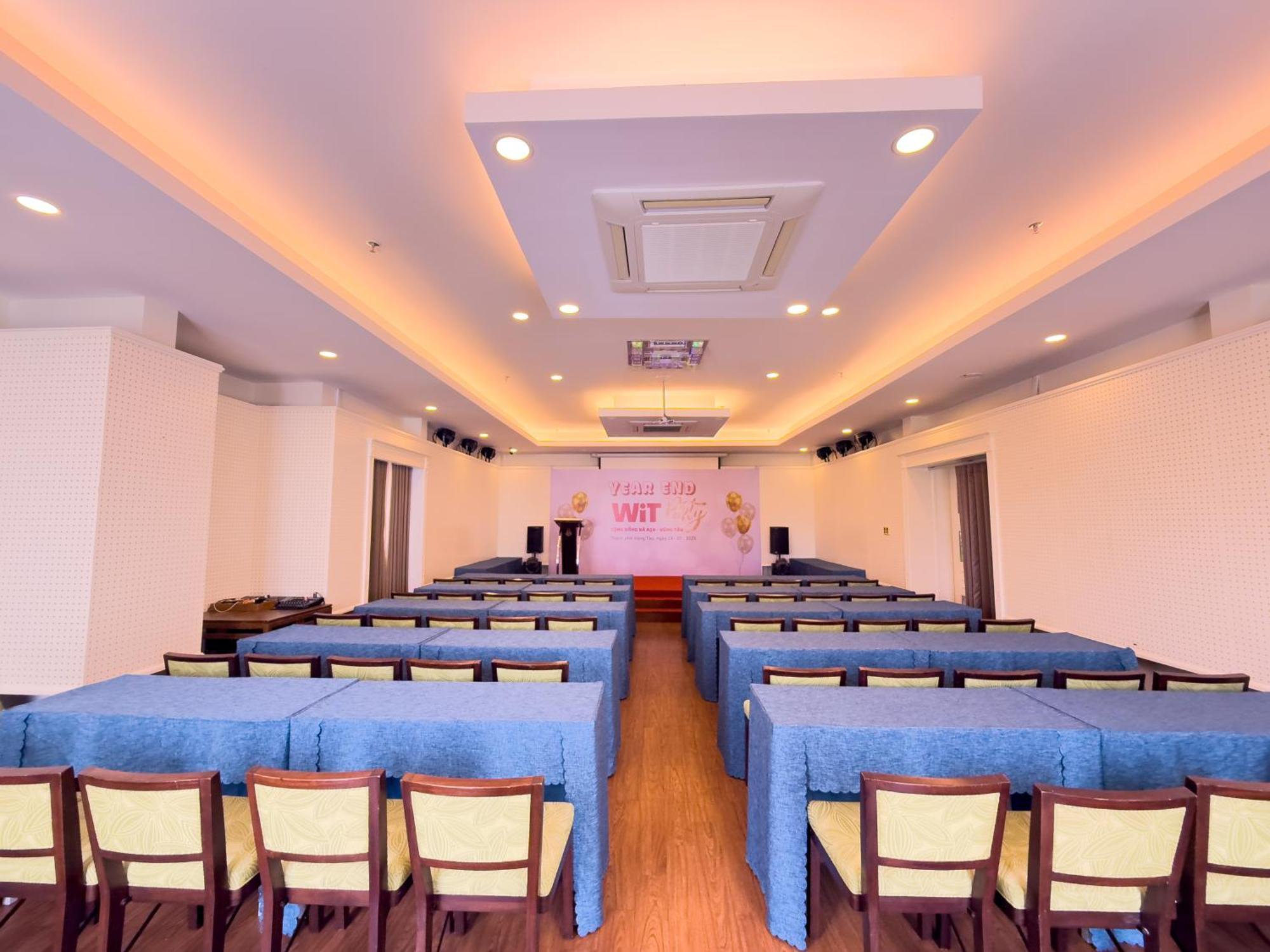 Phoenix Hotel Вунгтау Экстерьер фото